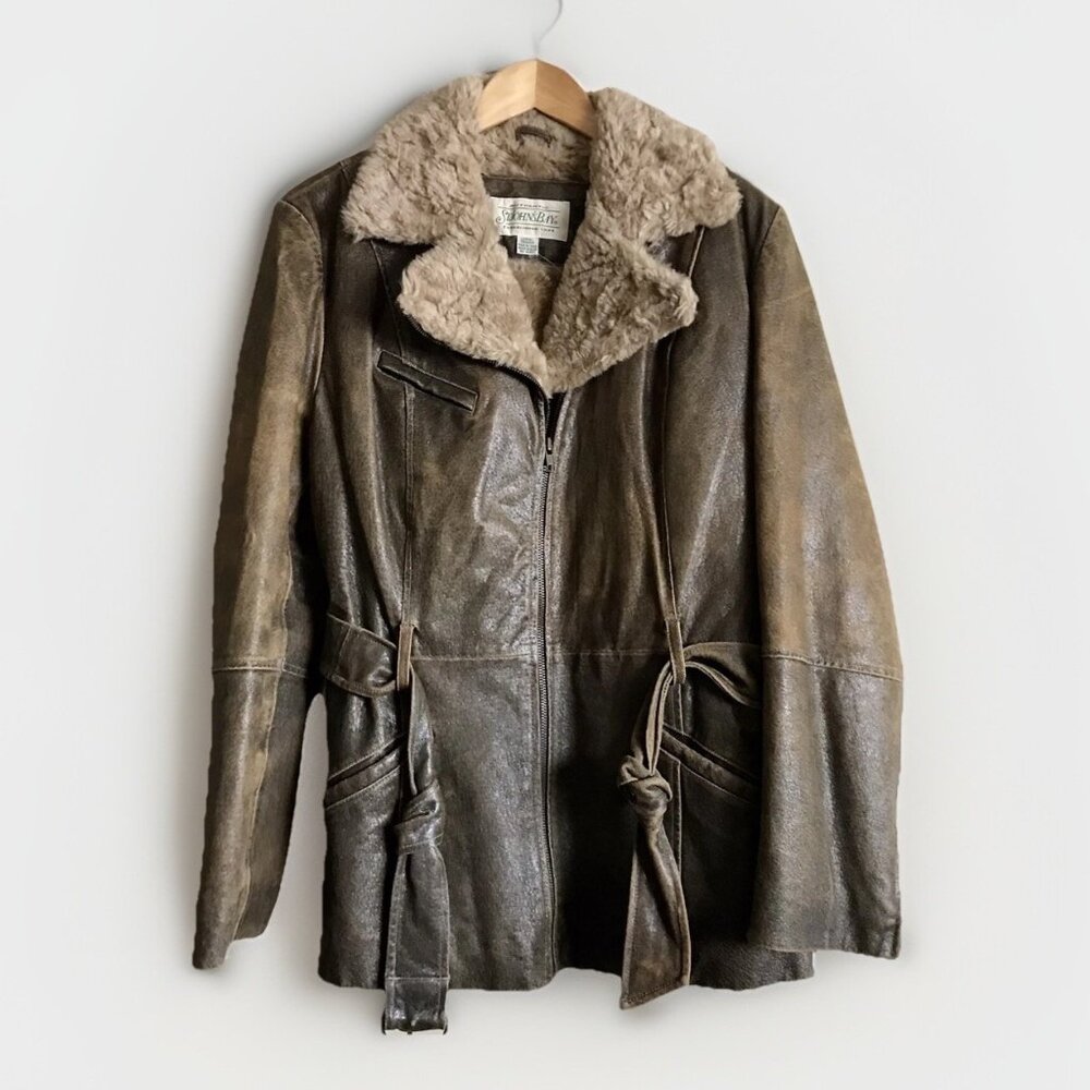 Vintage St. John's Bay Genuine Leather Belted Fur Trim Jacket‎ W Size Large